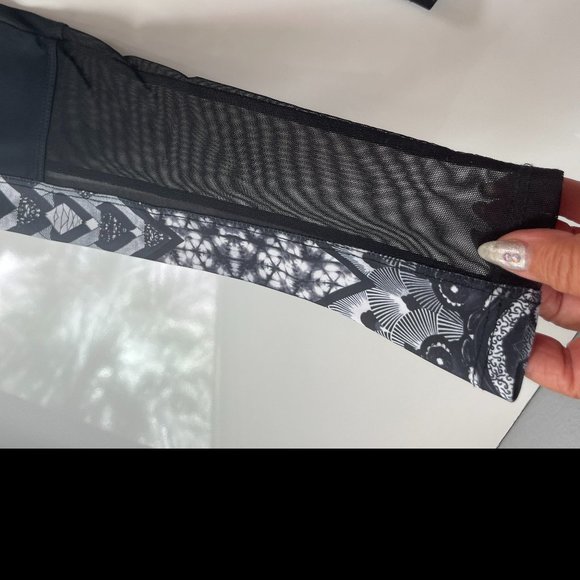 Work Out leggings with Netting - Picture 2 of 8